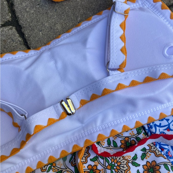 SHEIN Bikini Duo - Picture 8 of 10